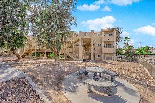 0-2007 Cutlass Dr, Henderson, NV, 89014-2039 | Card Image