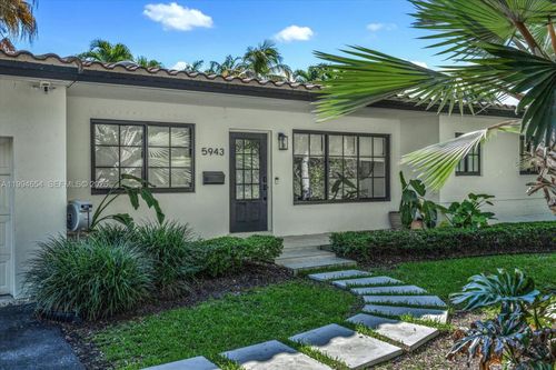 5943 Sw 65th Ave, South Miami, FL, 33143-2030 | Card Image