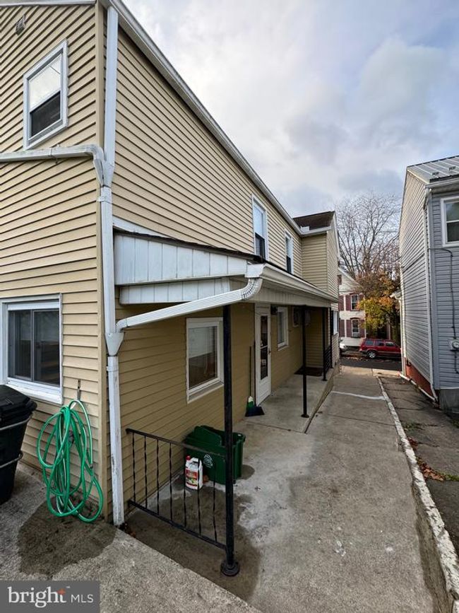 421 Moore St, House other with 3 bedrooms, 2 bathrooms and null parking in HUNTINGDON PA | Image 46