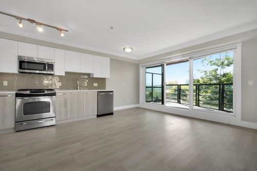 309-857 W 15th St, North Vancouver, BC, V7P1M5 | Card Image