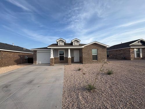 2016 Inks Lake Ln, Midland, TX, 79705-2861 | Card Image