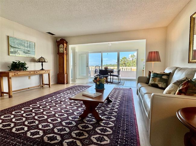 APT-114C - 100 Bluff View Dr, Condo with 2 bedrooms, 2 bathrooms and null parking in BELLEAIR BLUFFS FL | Image 11