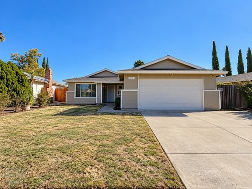 68 Monaghan Circle, Sacramento, CA, 95823 | Card Image