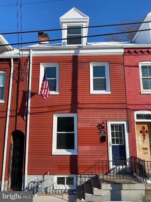 249 N Marshall St, LANCASTER, PA, 17602-3055 | Card Image