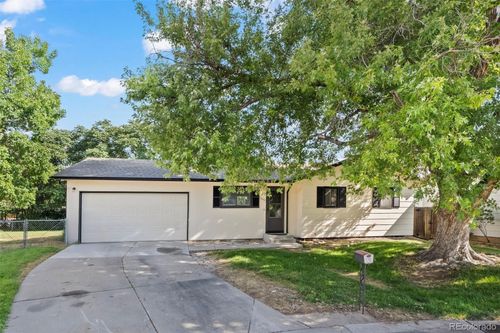 9353 W Girton Pl, Lakewood, CO, 80227-4429 | Card Image