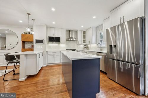 2010 Pieris Ct, Vienna, VA, 22182-3956 | Card Image