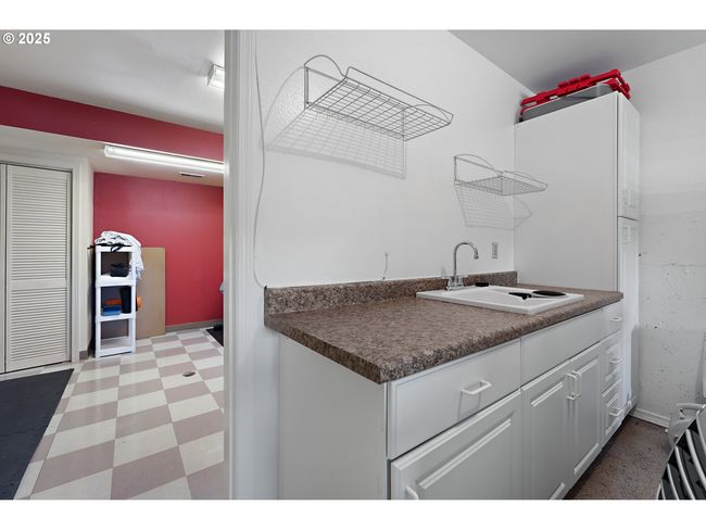 Utility Room | Image 32