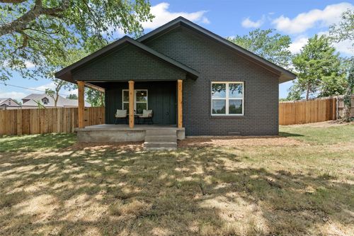 760 E Highland Rd, Red Oak, TX, 75154-5800 | Card Image
