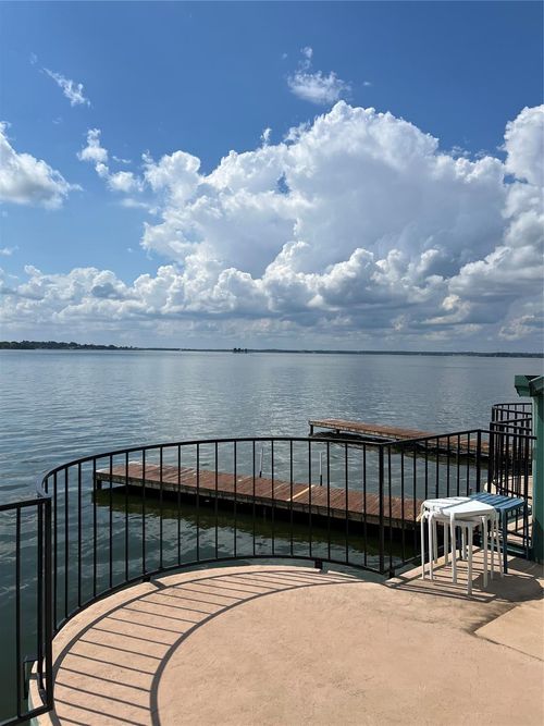 253-7041 Kingston Cove Ln, Willis, TX, 77318-9145 | Card Image