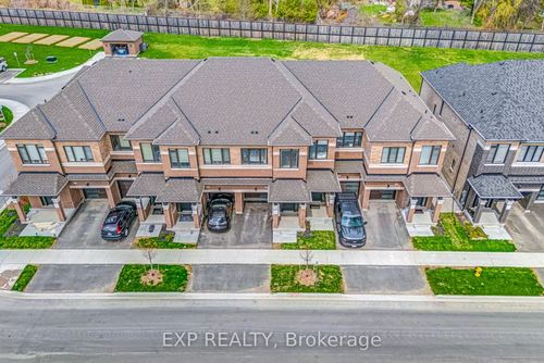 122 Turnberry Lane, Barrie, ON, L9J0M3 | Card Image