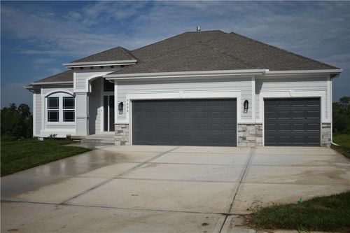 9808 N Laurel Ave, Kansas City, MO, 64157-8724 | Card Image