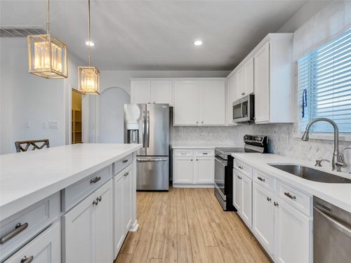 10723 Fletcher Bridge Ln, Sugar Land, TX, 77498-2056 | Card Image