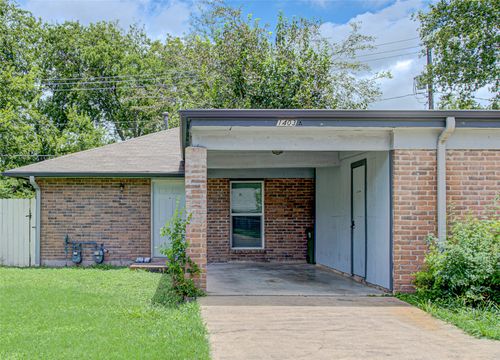 a-1403 Click Cv, Austin, TX, 78758-4621 | Card Image