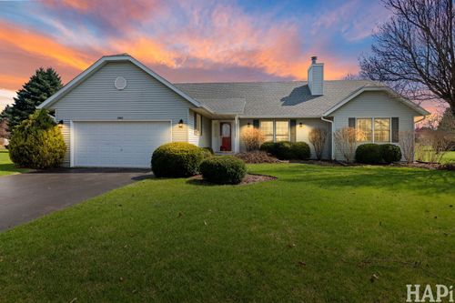 3800 Twin Oaks Dr, Wonder Lake, IL, 60097-8171 | Card Image