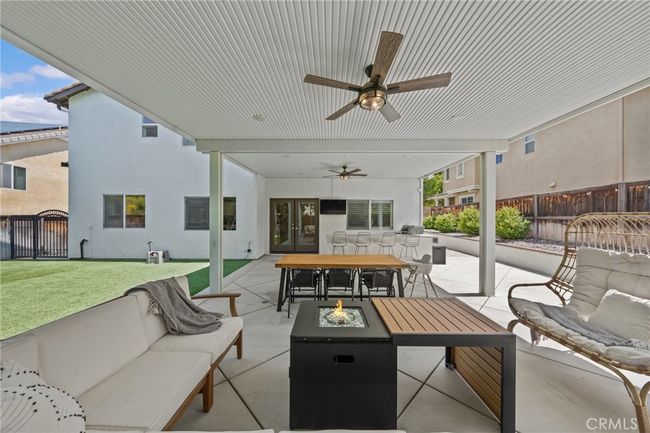 11199 Evergreen Loop, House other with 4 bedrooms, 4 bathrooms and 2 parking in Corona CA | Image 41