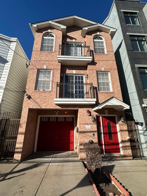 1-272 St Pauls Ave, Jersey City, NJ, 07306 | Card Image