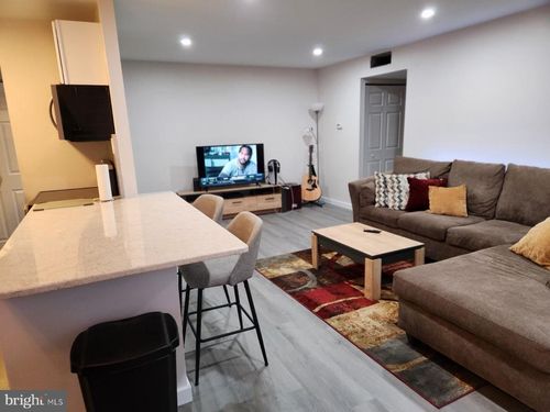 apt-d10-280 Bridgewater Rd, BROOKHAVEN, PA, 19015-2125 | Card Image