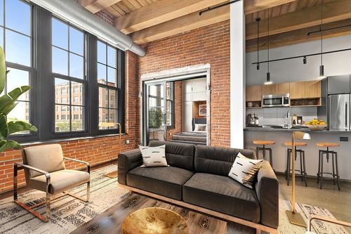 211-319 A St, Boston, MA, 02210-1617 | Card Image