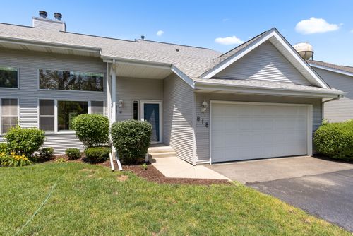 818 Metz Ln, Rockton, IL, 61072-2175 | Card Image