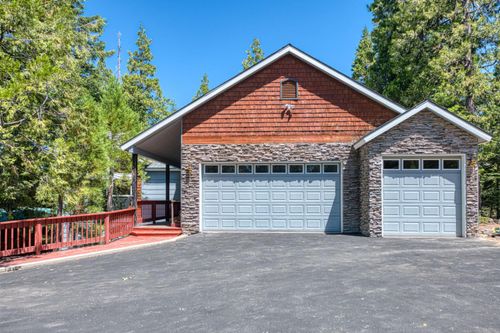 41771 Granite Ridge Rd, Shaver Lake, CA, 93664-9673 | Card Image