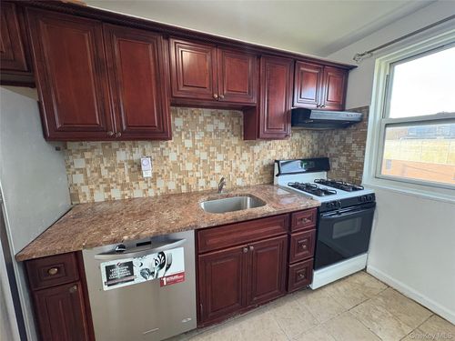 fl-2nd-245 76th Ave, Bellerose, NY, 11426 | Card Image