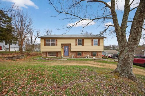 230 Fairview Dr Se, Cleveland, TN, 37323-0121 | Card Image