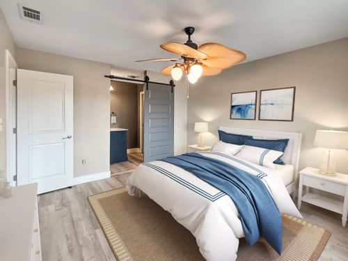 221-1100 Shoreline Dr, Gulf Breeze, FL, 32561-4718 | Card Image