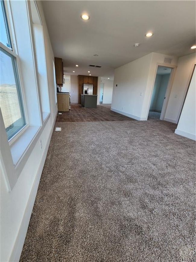 8510 Prairie Hawk Dr, House other with 3 bedrooms, 2 bathrooms and null parking in Shepherd MT | Image 11