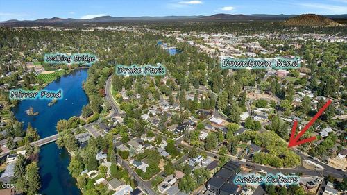 320 Nw Riverside Boulevard, Bend, OR, 97703 | Card Image