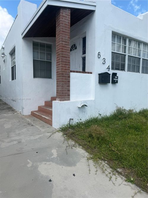 634 Sw 10th Ave, Miami, FL, 33130-3110 | Card Image