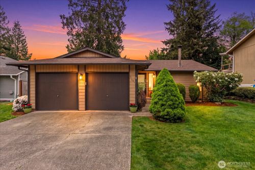 21653 Se 268th St, Maple Valley, WA, 98038-6136 | Card Image
