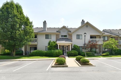 unit-103-11669 Lenox Ln, Carmel, IN, 46032-3835 | Card Image