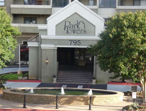 795 Hammond Dr, Sandy Springs, GA, 30328-5517 | Card Image