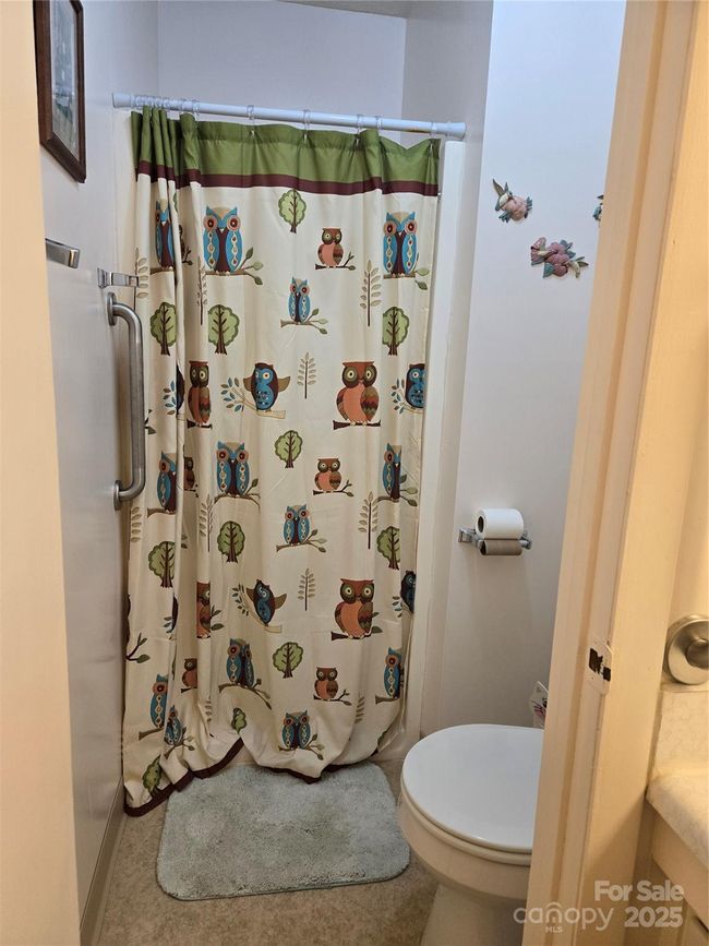 APT-107D - 2205 Sunderland Rd, Condo with 3 bedrooms, 2 bathrooms and null parking in Winston-Salem NC | Image 14