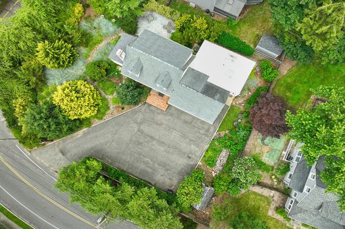 197 Maple Hill Rd, Huntington, NY, 11743-2117 | Card Image