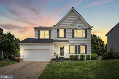 17287 Strathallen Ct, Purcellville, VA, 20132-3157 | Card Image