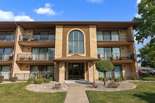 apt-3n-16107 Eagle Ridge Dr, Tinley Park, IL, 60477-1689 | Card Image