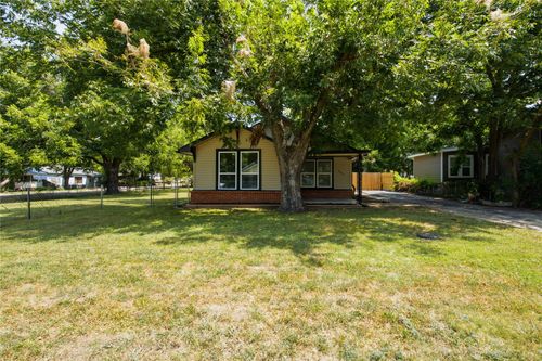 522 N Hope St, Ada, OK, 74820-5257 | Card Image