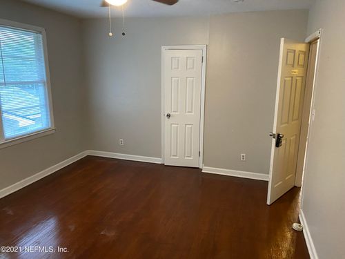 3-852 Saint Clair St, JACKSONVILLE, FL, 32254-3137 | Card Image