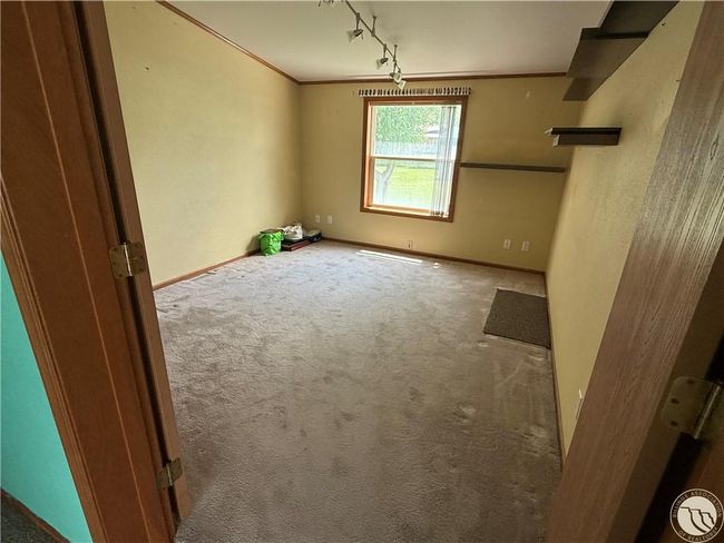 240 Central Ave W, House other with 3 bedrooms, 2 bathrooms and null parking in Reed Point MT | Image 19