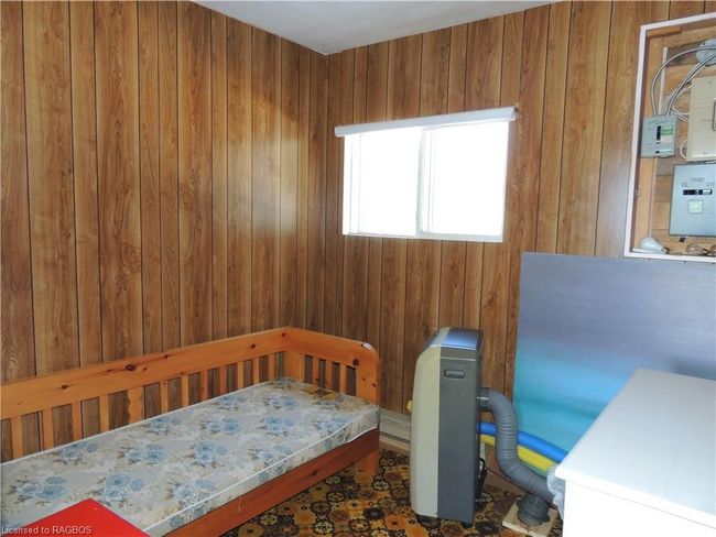 240 Point Rd, House other with 3 bedrooms, 1 bathrooms and 7 parking in Flesherton ON | Image 17