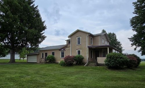 117 S Perry Ln, Edinboro, PA, 16412-2564 | Card Image