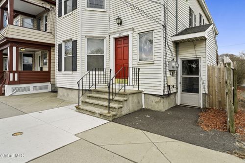 290 Morton Avenue, Albany, NY, 12209 | Card Image