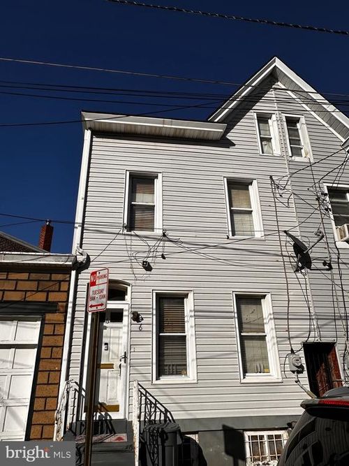 6 Emory Ave, Trenton, NJ, 08611-1606 | Card Image