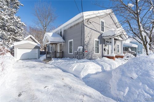 309 Academy St, Watertown, NY, 13601-3720 | Card Image