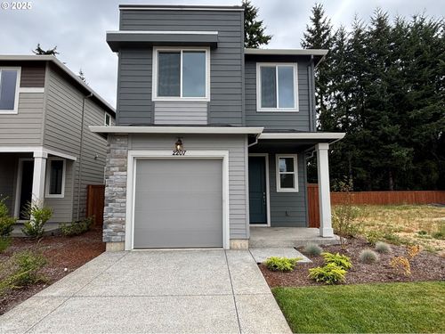2207 Sw 5th Pl, Battle Ground, WA, 98604-3356 | Card Image
