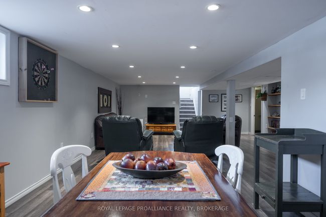 70 Briscoe St, House other with 4 bedrooms, 2 bathrooms and 4 parking in Amherstview ON | Image 26