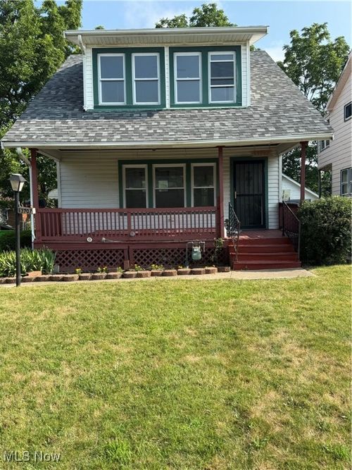 13707 S Parkway Dr, Garfield Heights, OH, 44105-6839 | Card Image