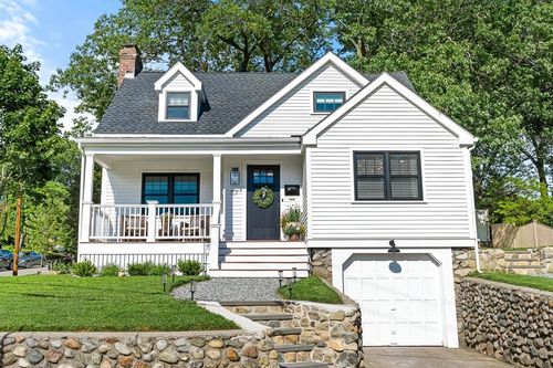 57 Glendale Ave, Melrose, MA, 02176-2015 | Card Image
