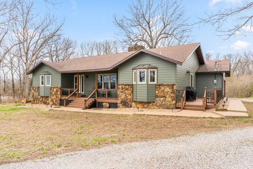 6585 N Farm Road 61, Walnut Grove, MO, 65770-2632 | Card Image